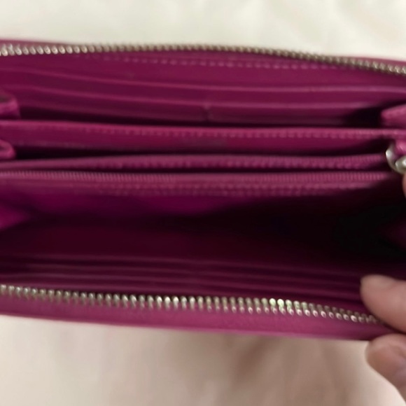 Coach Wallet - Picture 4 of 7